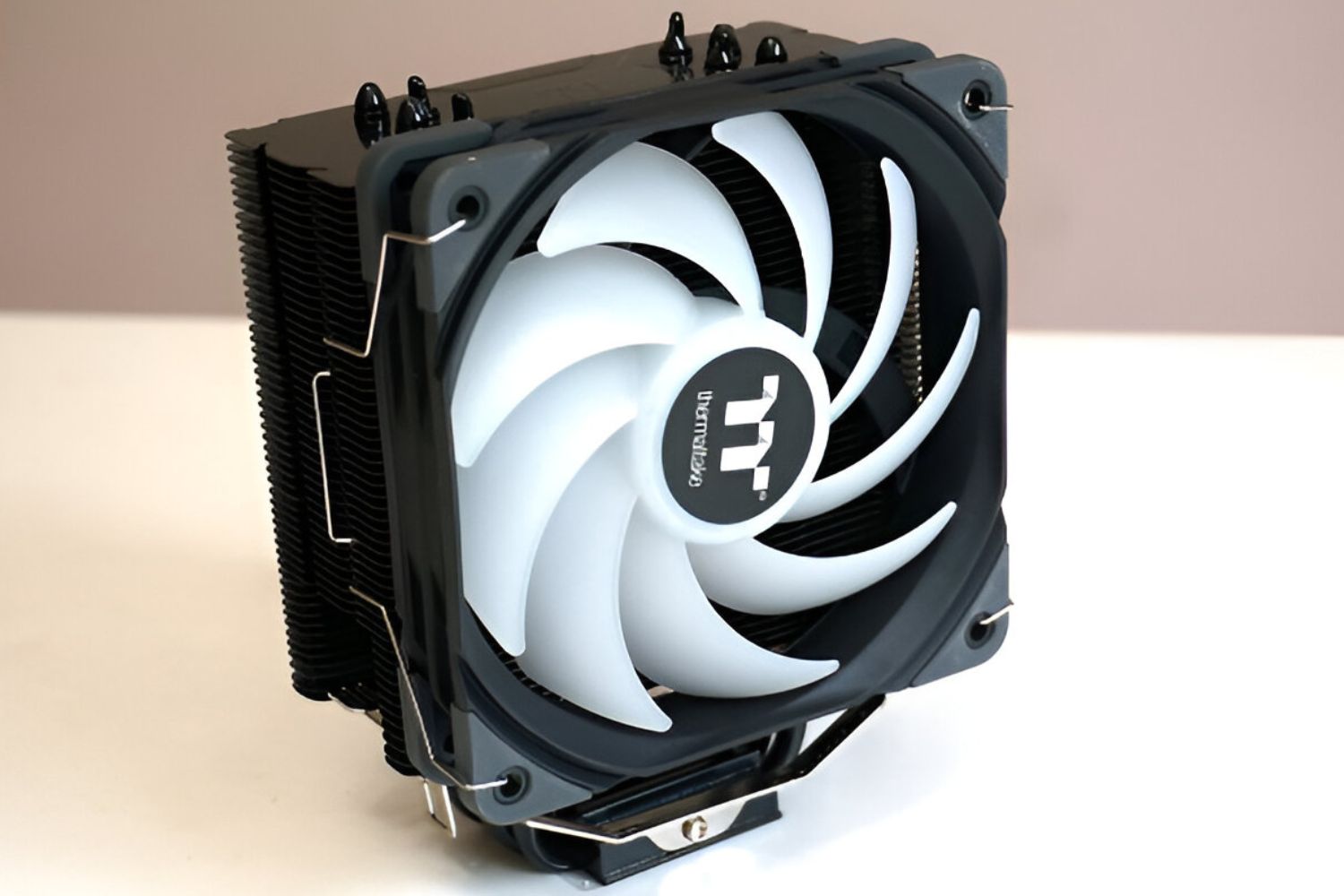 How Do You Clip A Thermaltake CPU Cooler Fan
