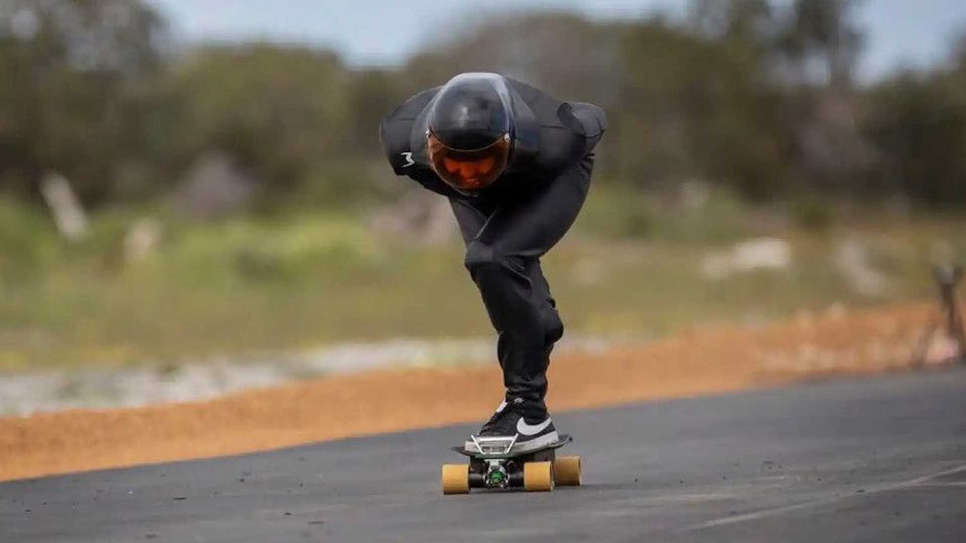 How Fast Can An Electric Skateboard Go