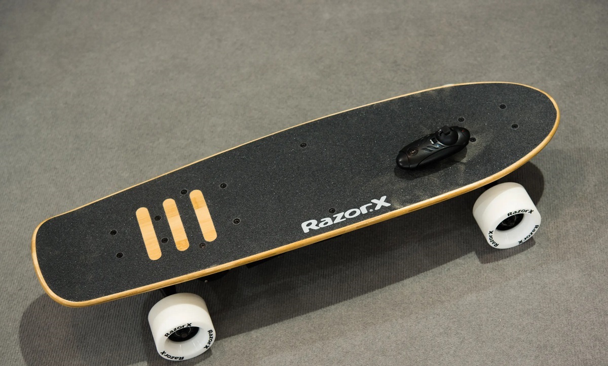 How Fast Is The Raxor X Electric Skateboard