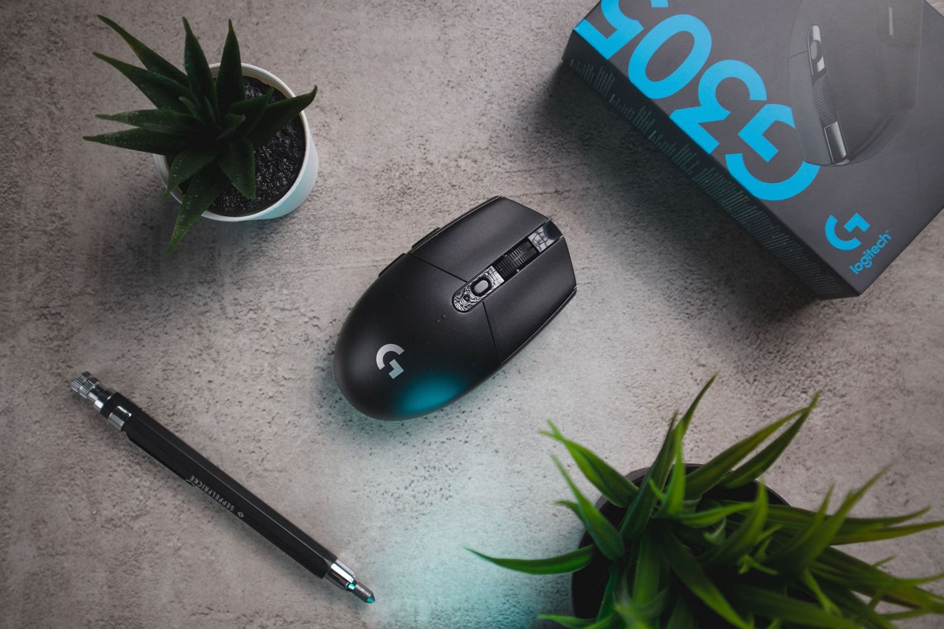 How To Access Programs With Logitech Gaming Mouse