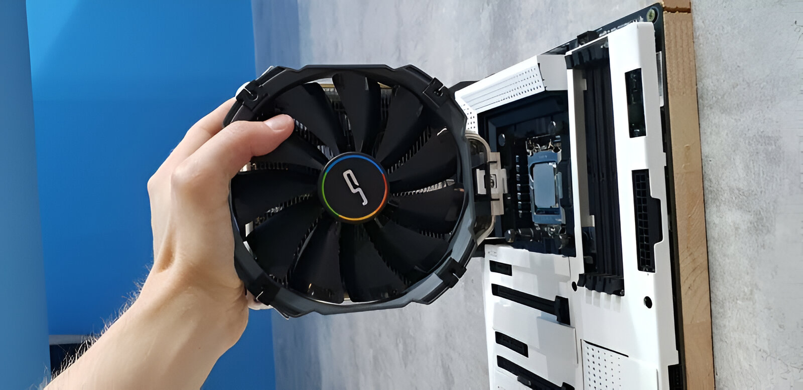 How To Attach CPU Cooler