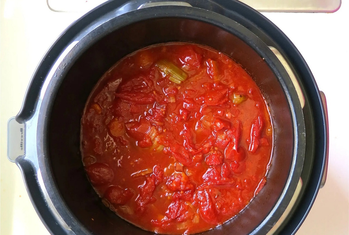how-to-can-tomatoes-in-an-electric-pressure-cooker