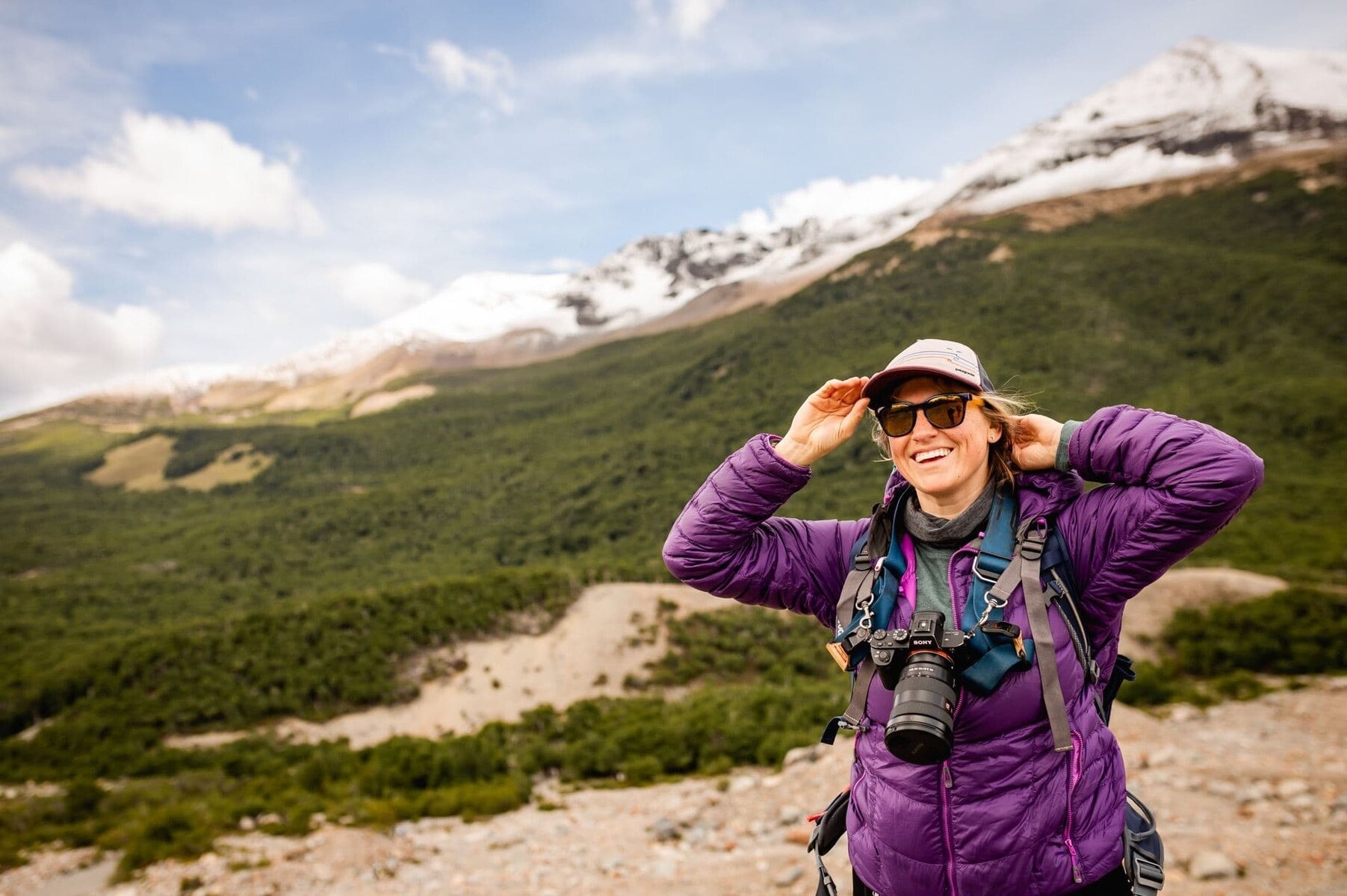 How To Carry A Mirrorless Camera While Hiking
