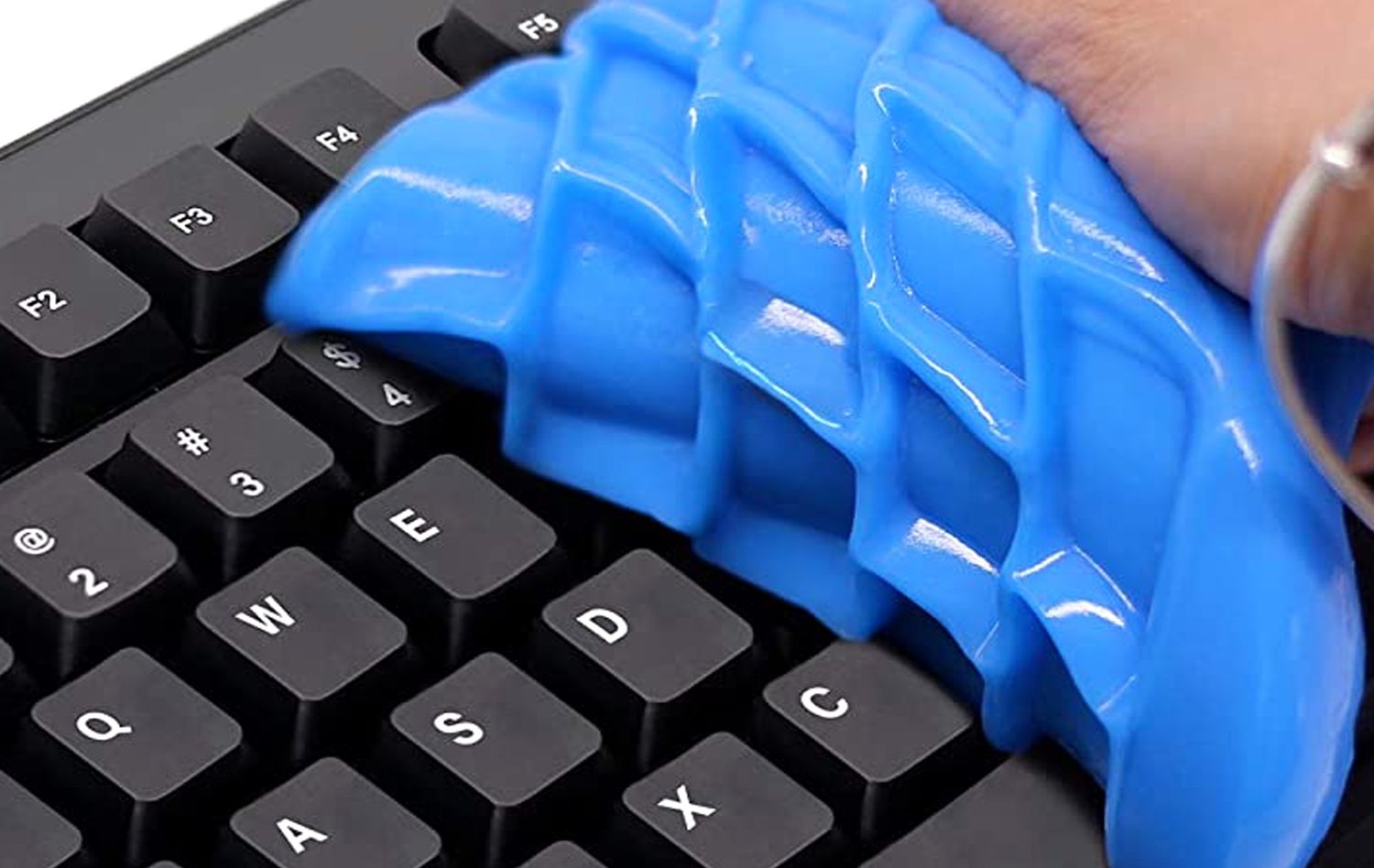 how-to-clean-grease-off-a-mechanical-keyboard