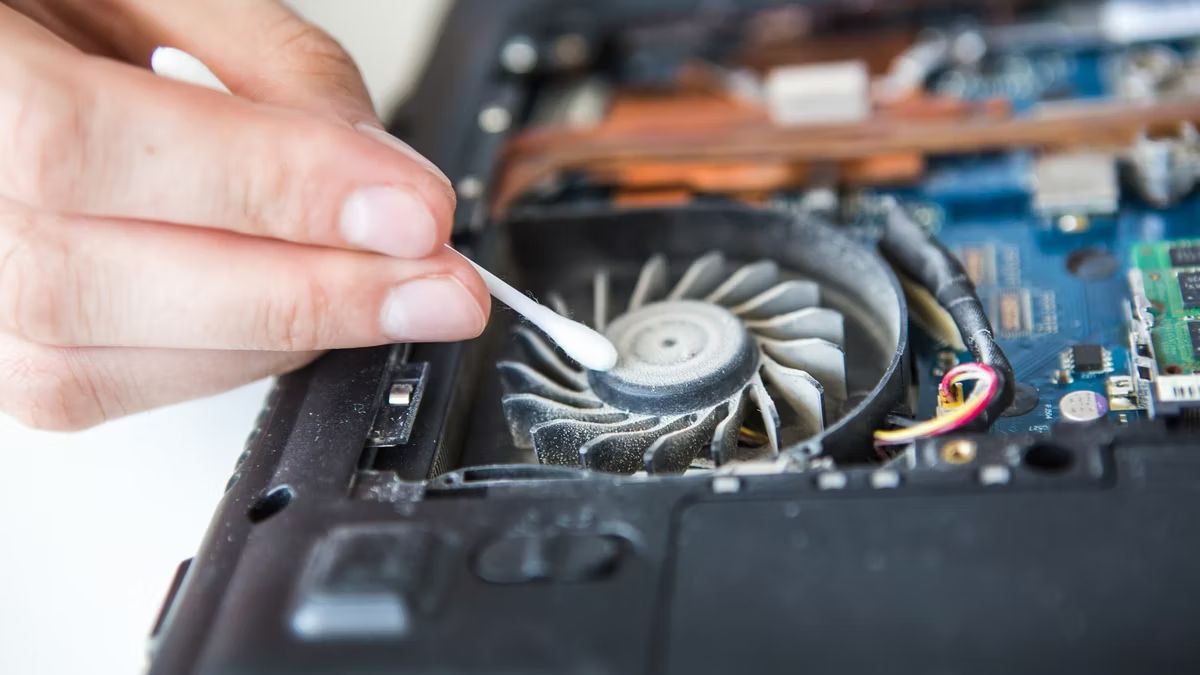 How To Clean Out Your Gaming Laptop Fans