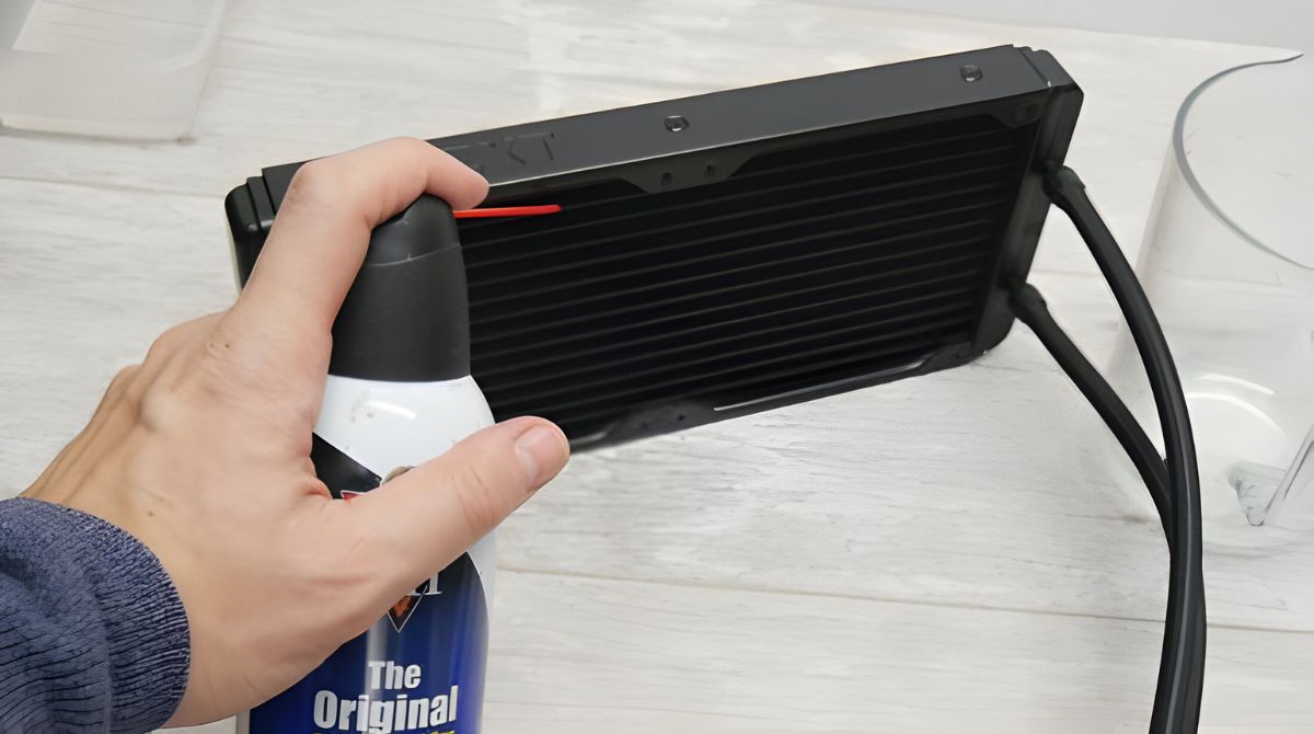 How To Clean The Radiator Of An AIO CPU Cooler