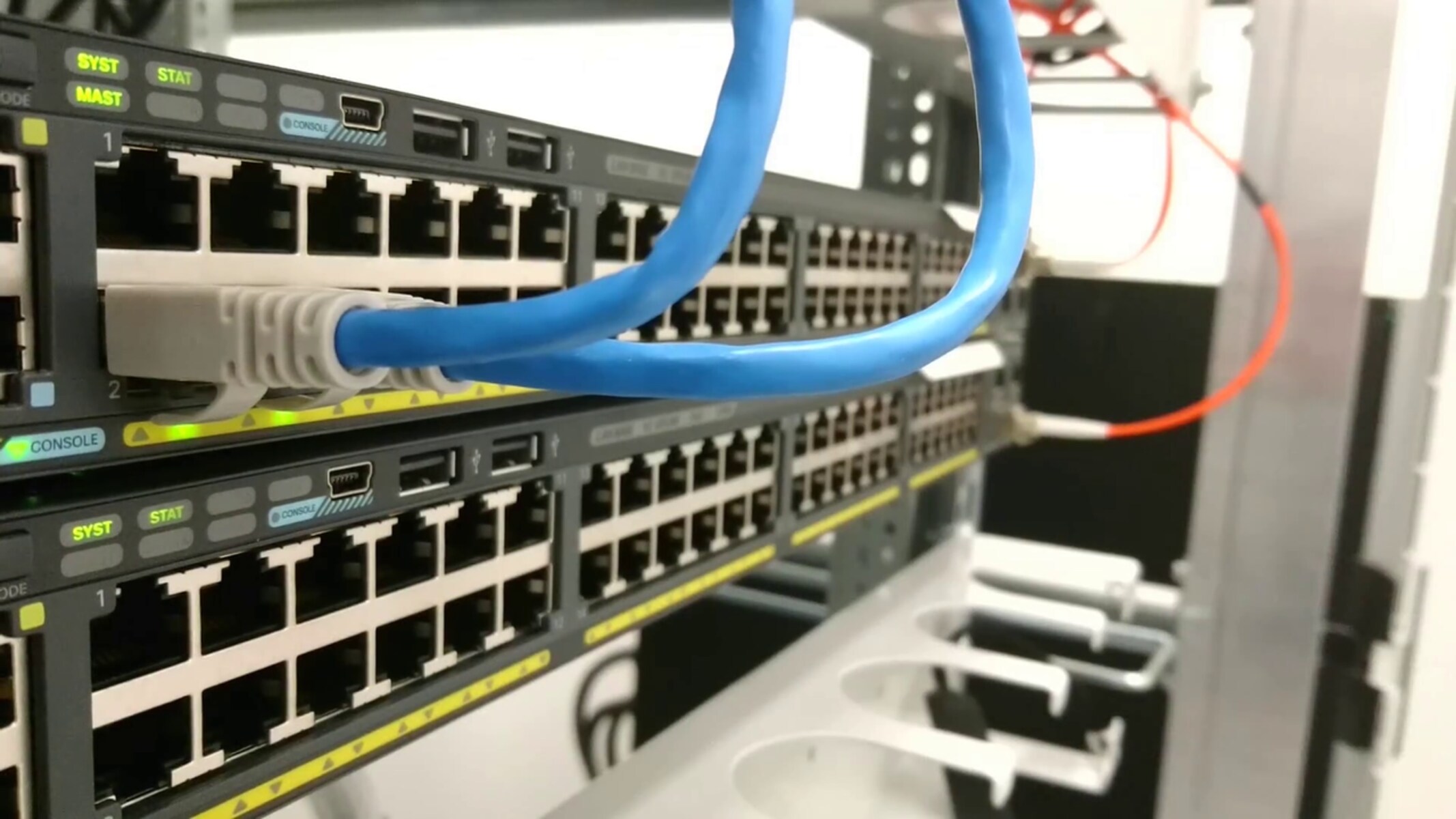 How To Configure An Extreme Network Switch Without A Console Cable