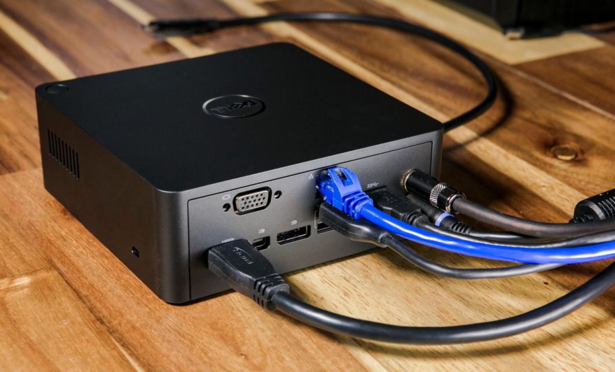 How To Connect Two DisplayPort Monitors To A Thunderbolt Dock