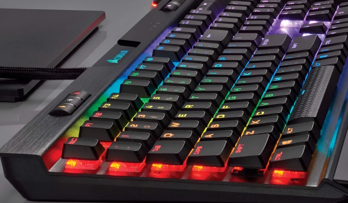 How To Control The Lighting On A Corsair Mechanical Keyboard