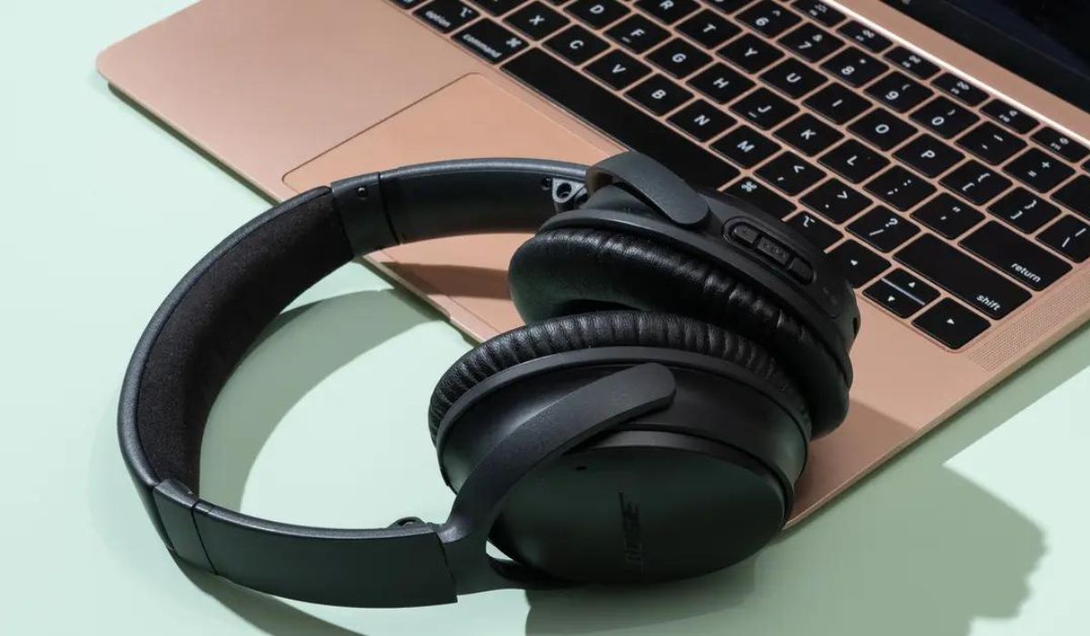 how-to-fix-over-ear-headphones