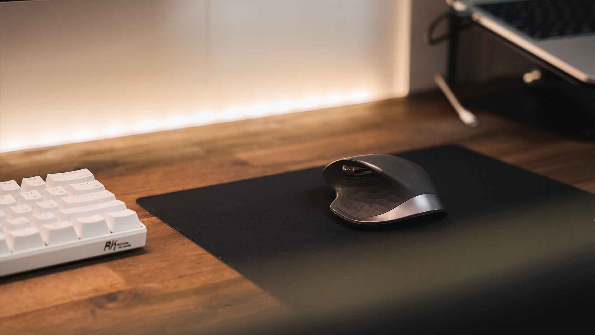 How To Flatten Out A Folded Mouse Pad
