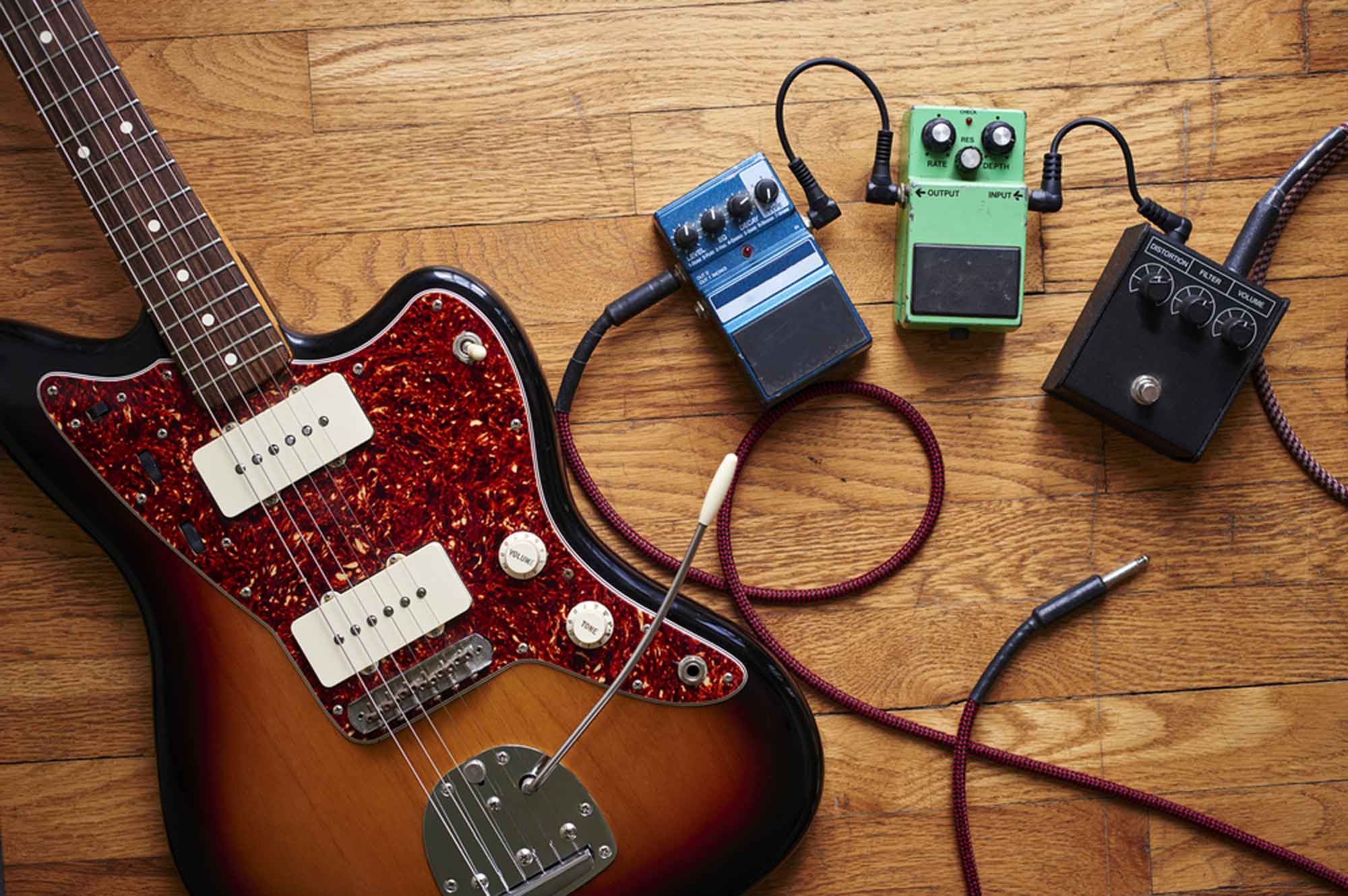 How To Get The Best Distortion On An Electric Guitar