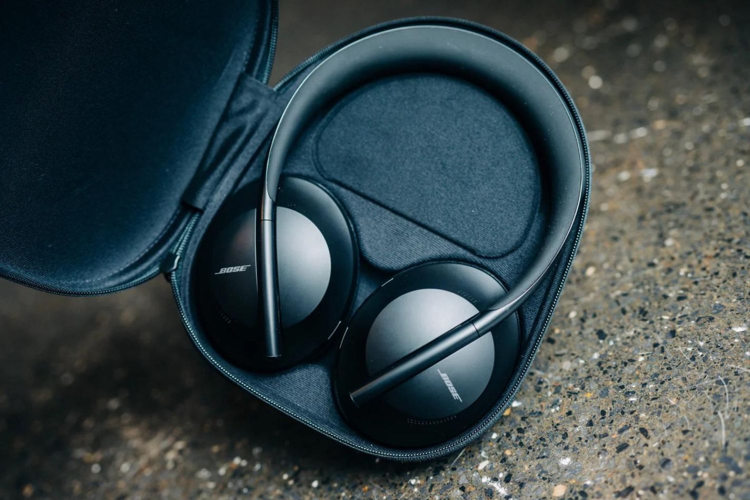 How To Identify Bose Noise Cancelling Headphones