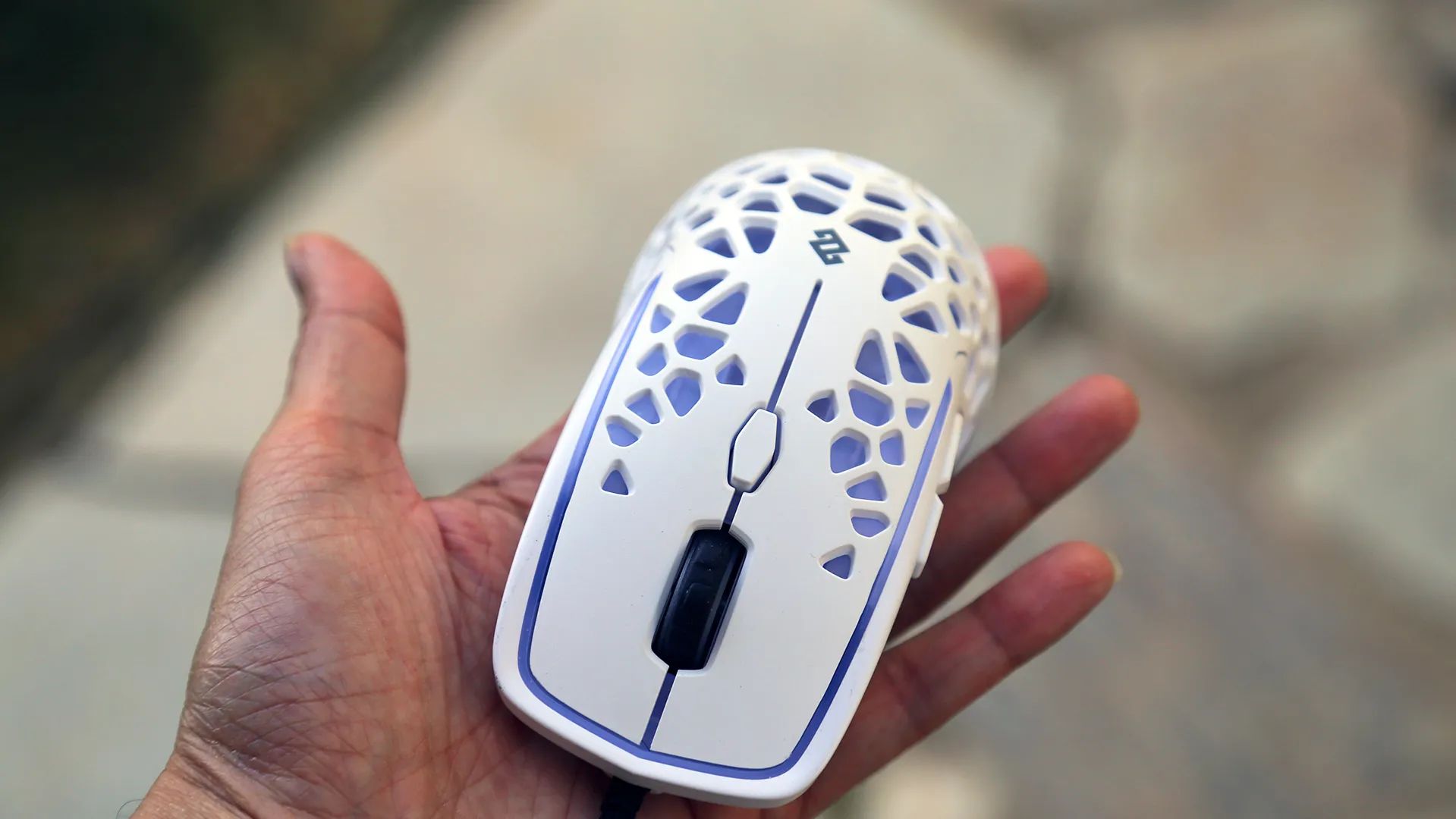 how-to-keep-sweat-off-gaming-mouse
