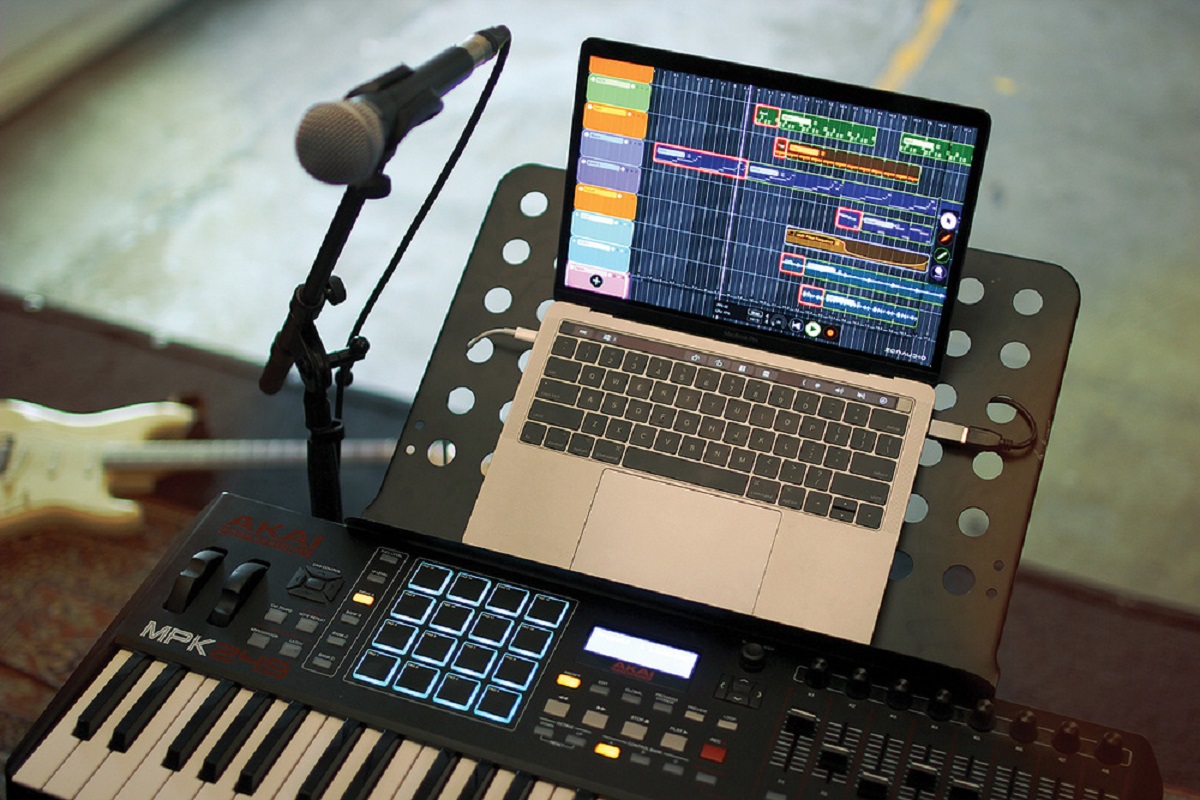 How To Loop Notes From A MIDI Keyboard In Live