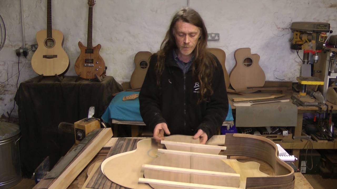 How To Make A Acoustic Guitar
