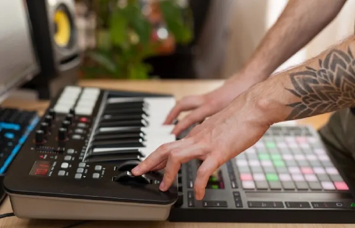 how-to-make-a-beat-with-a-midi-keyboard