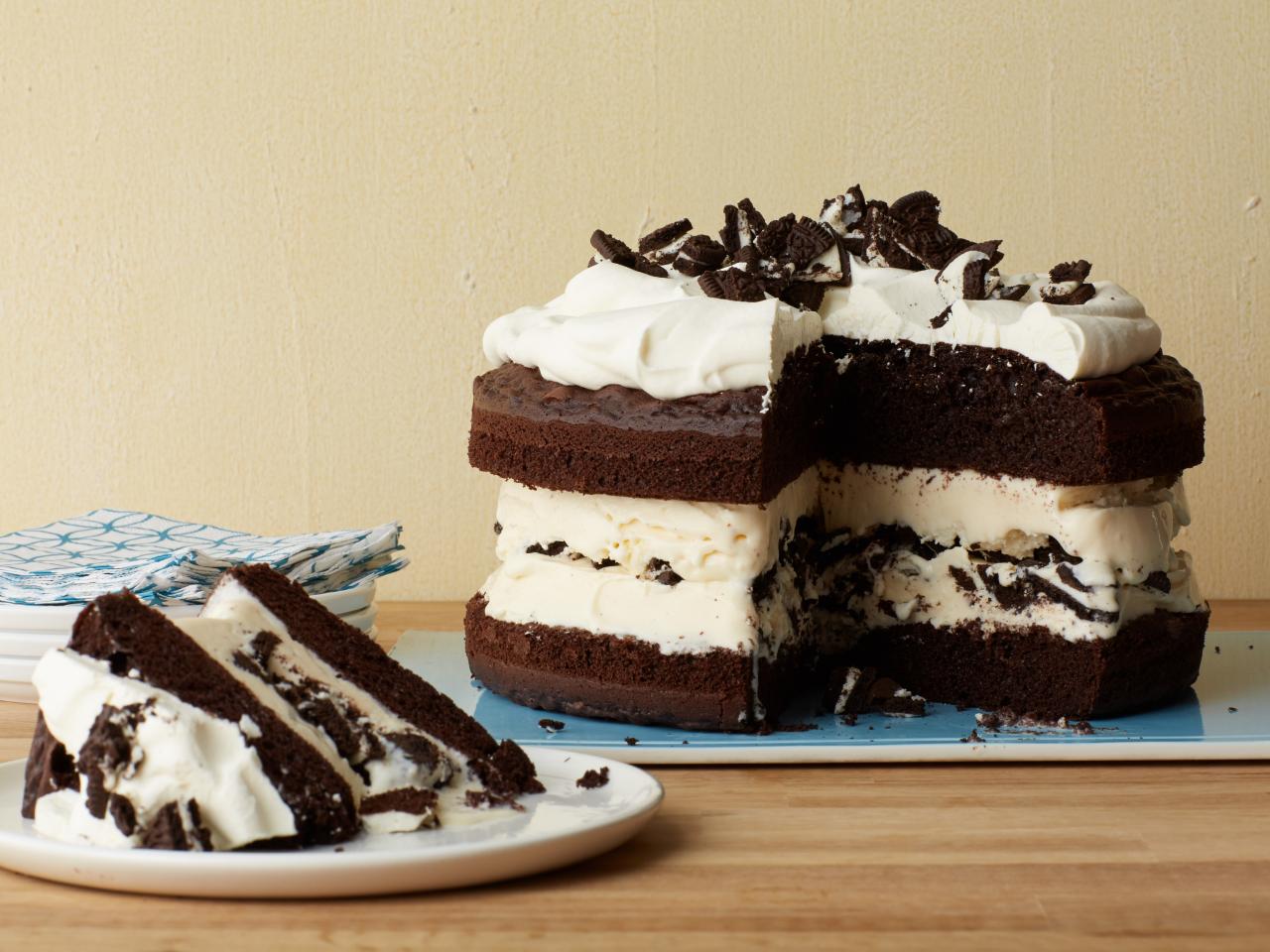 how-to-make-birthday-cake-ice-cream-with-an-ice-cream-maker