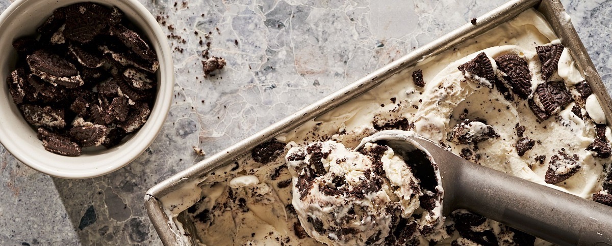 how-to-make-cookies-and-cream-ice-cream-with-ice-cream-maker