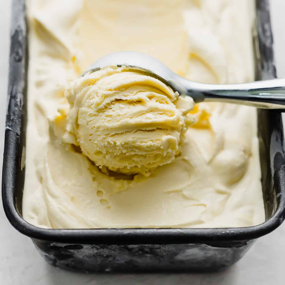 How To Make Vanilla Ice Cream With Egg In An Ice Cream Maker