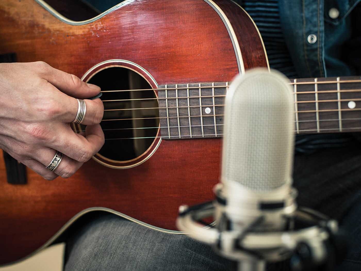 how-to-mix-acoustic-guitar