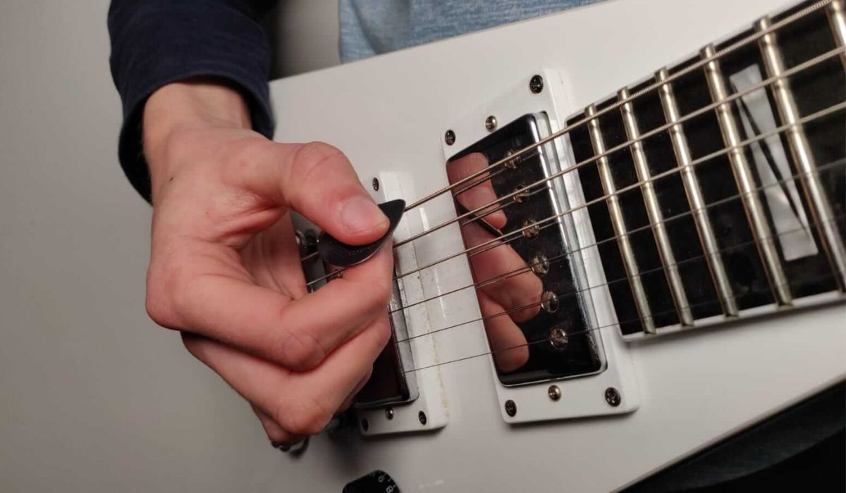how-to-mute-my-electric-guitar