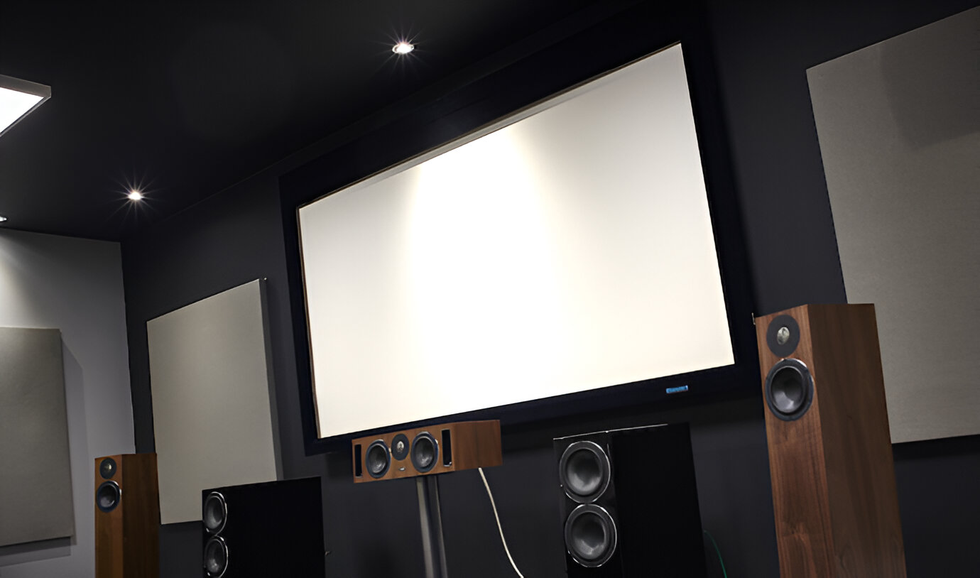 How To Pick A Home Theater Projector Screen