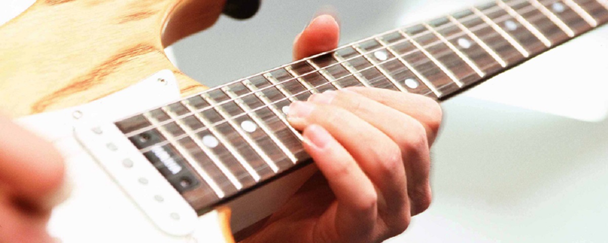 How To Play A Six-String Electric Guitar