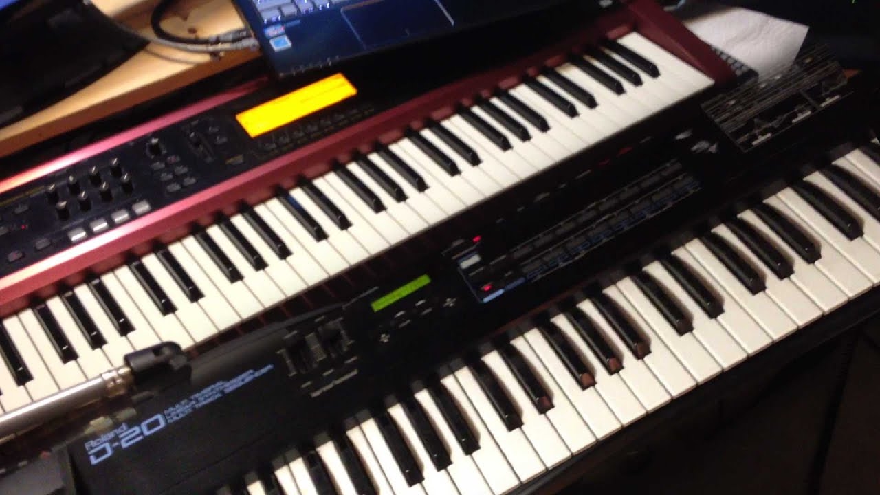 How To Play Two Keyboards Through One Keyboard With A MIDI Keyboard