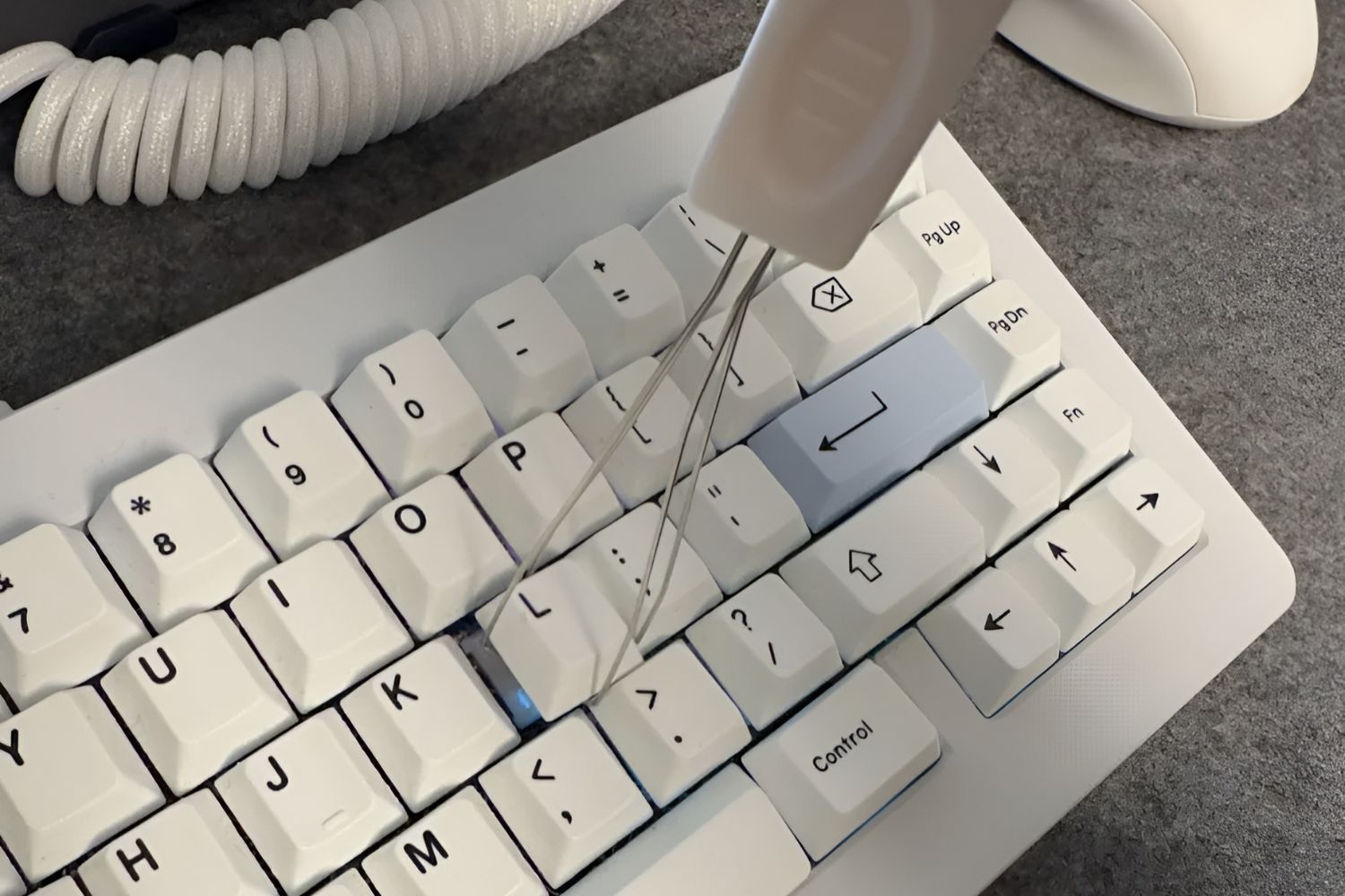 How To Remove And Replace A Mechanical Keyboard Key