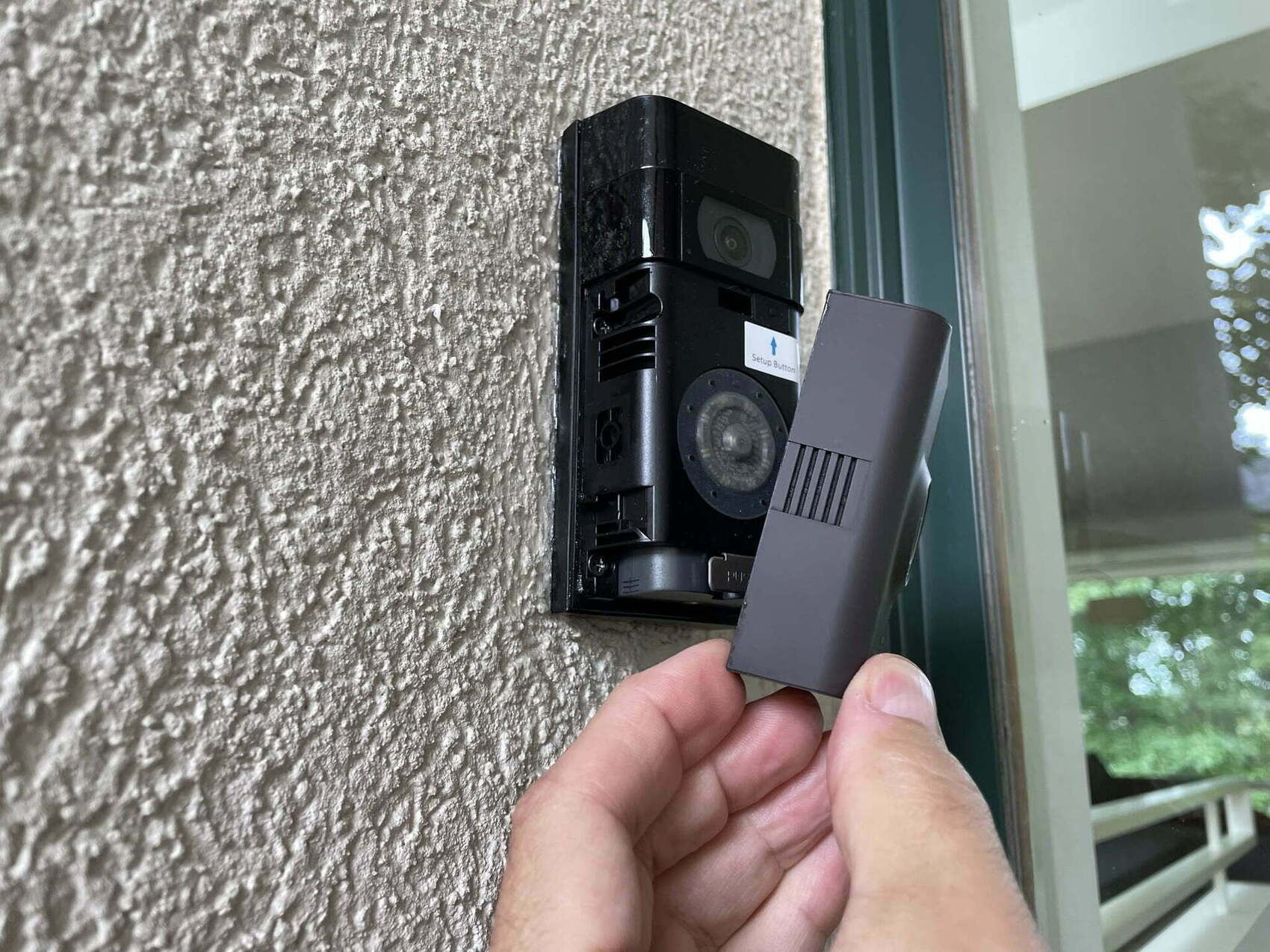 How To Remove Faceplate From Ring Video Doorbell 2