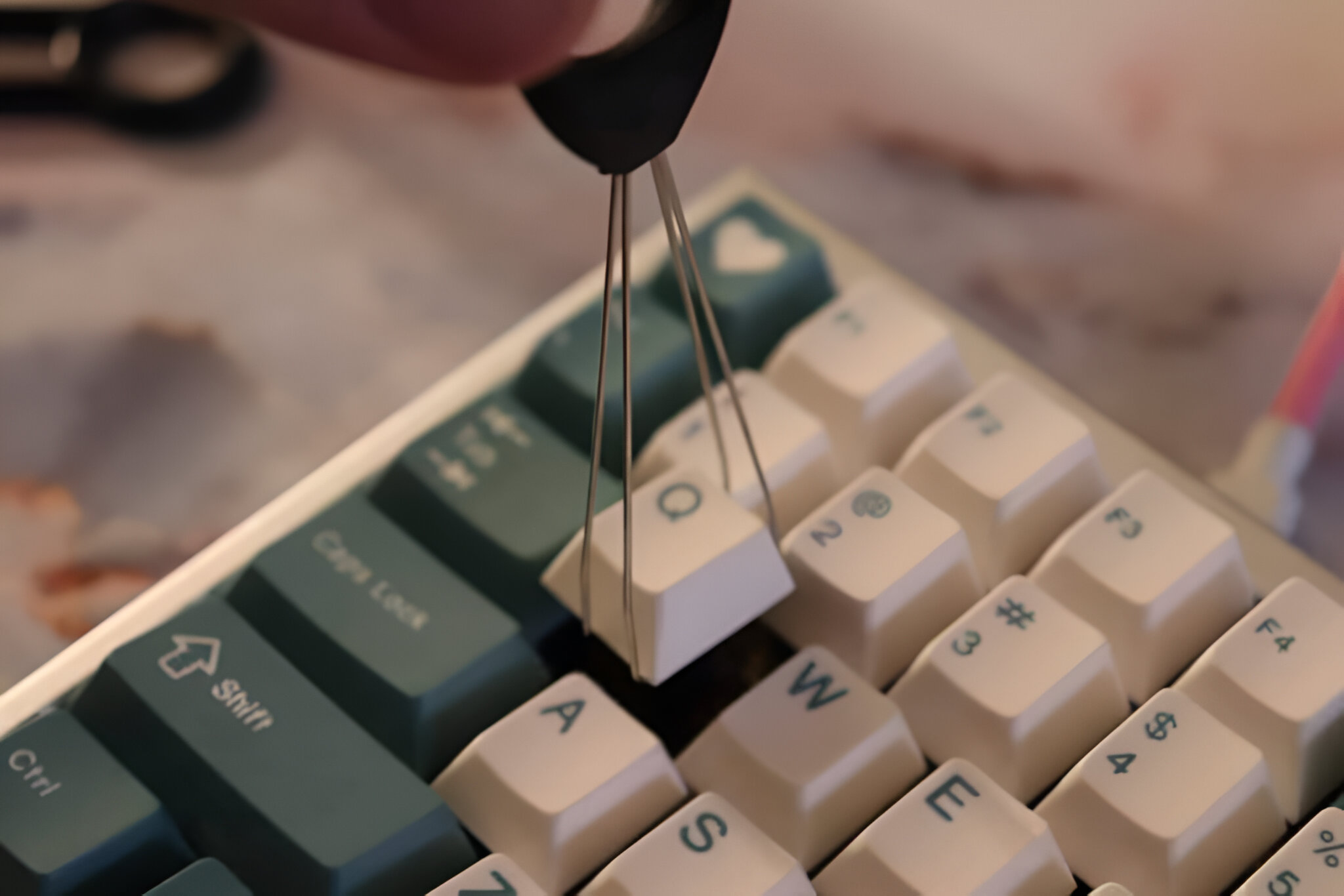 How To Remove Keycaps From A Mechanical Keyboard