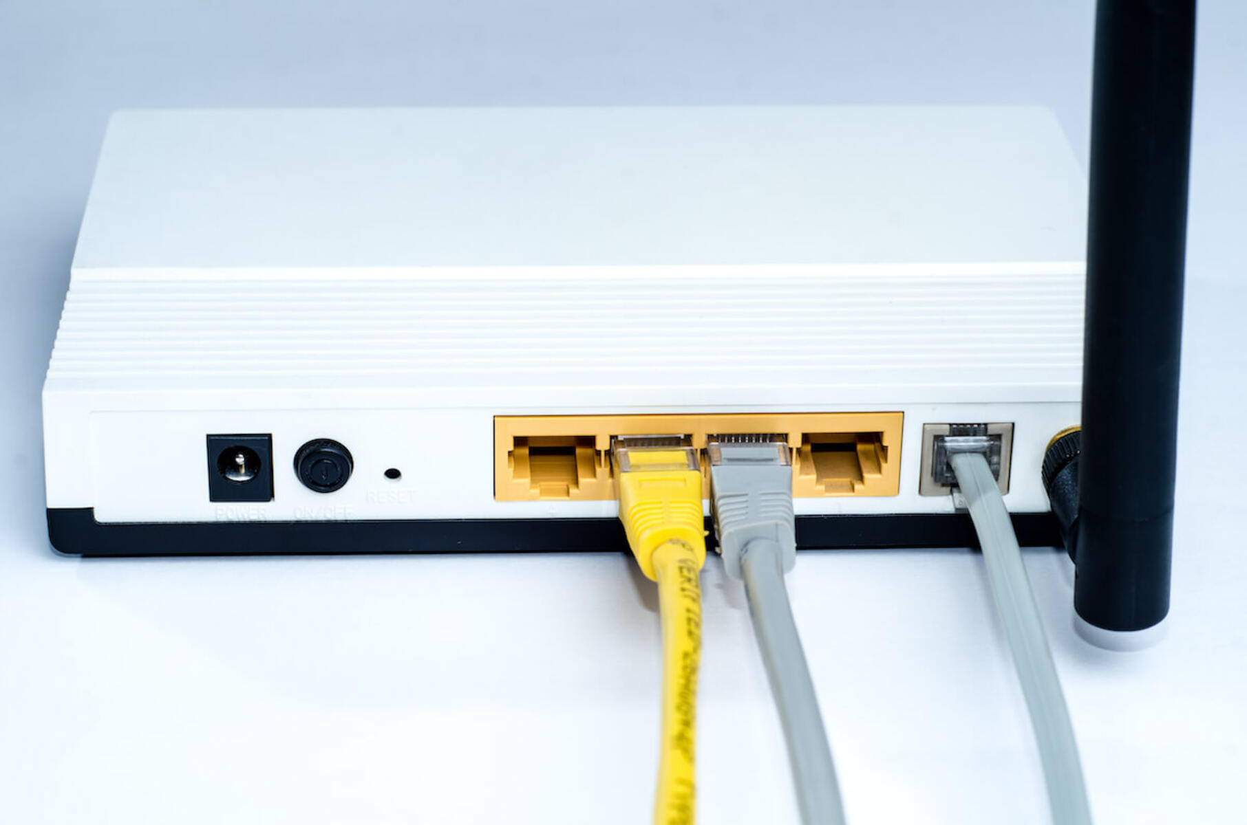 How To Reuse Your Old Wi-Fi Router As A Network Switch