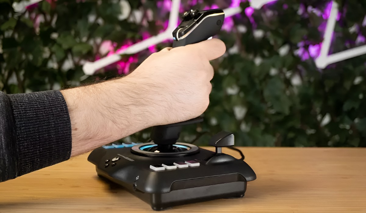 How To Set Up A Comfortable Flight Stick