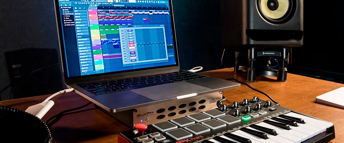 How To Set Up A MIDI Keyboard On FL Studio With Akai MPK Mini