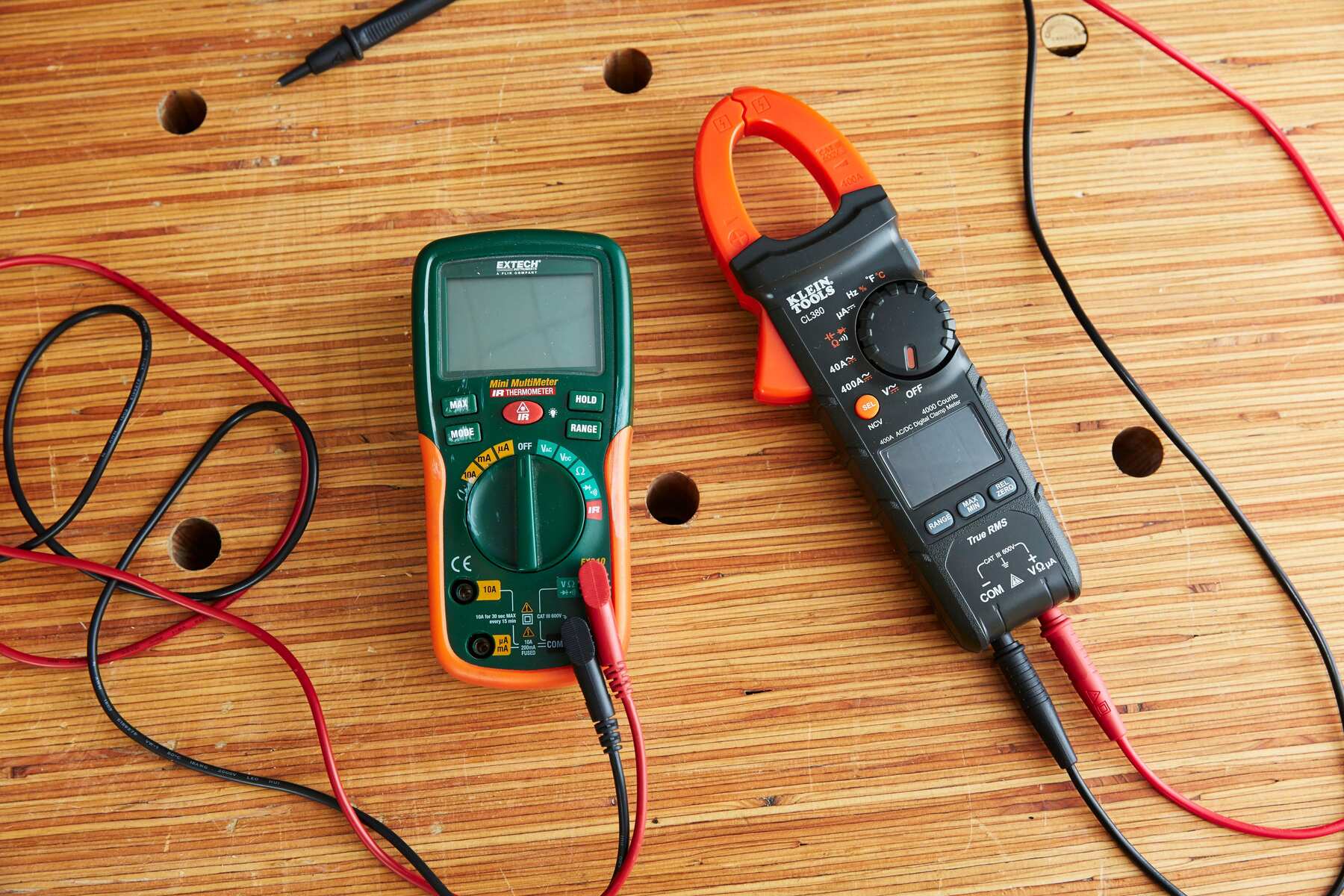 How To Test UPS Battery With A Multimeter