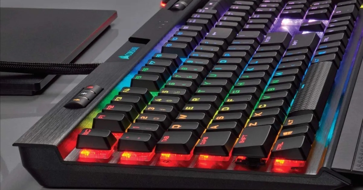 how-to-turn-on-the-light-for-the-gaming-keyboard