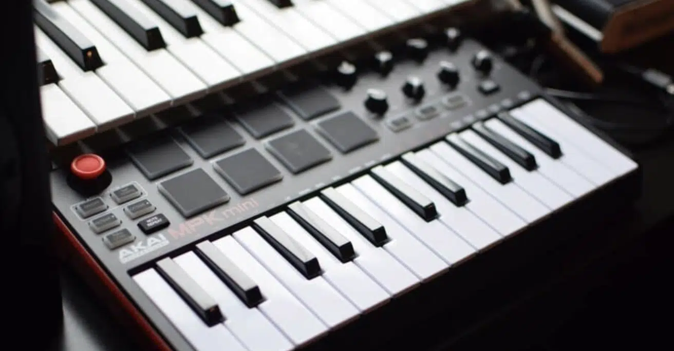 How To Use VocalSynth With A MIDI Keyboard