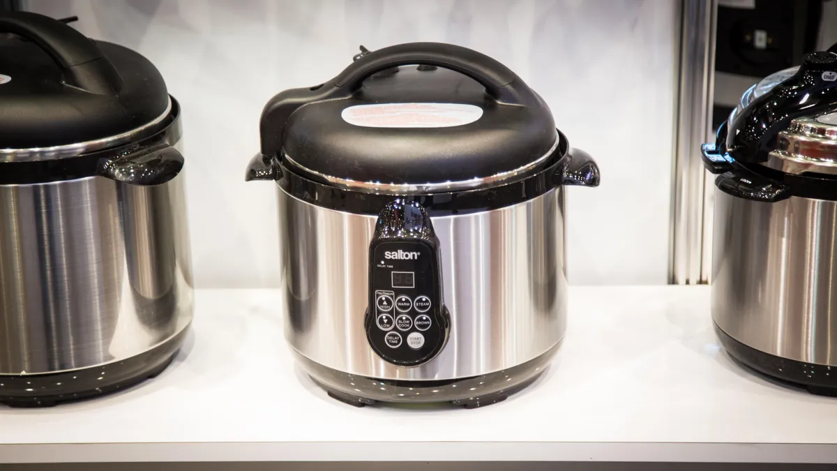 How To Use Your Salton Electric Pressure Cooker PC1683