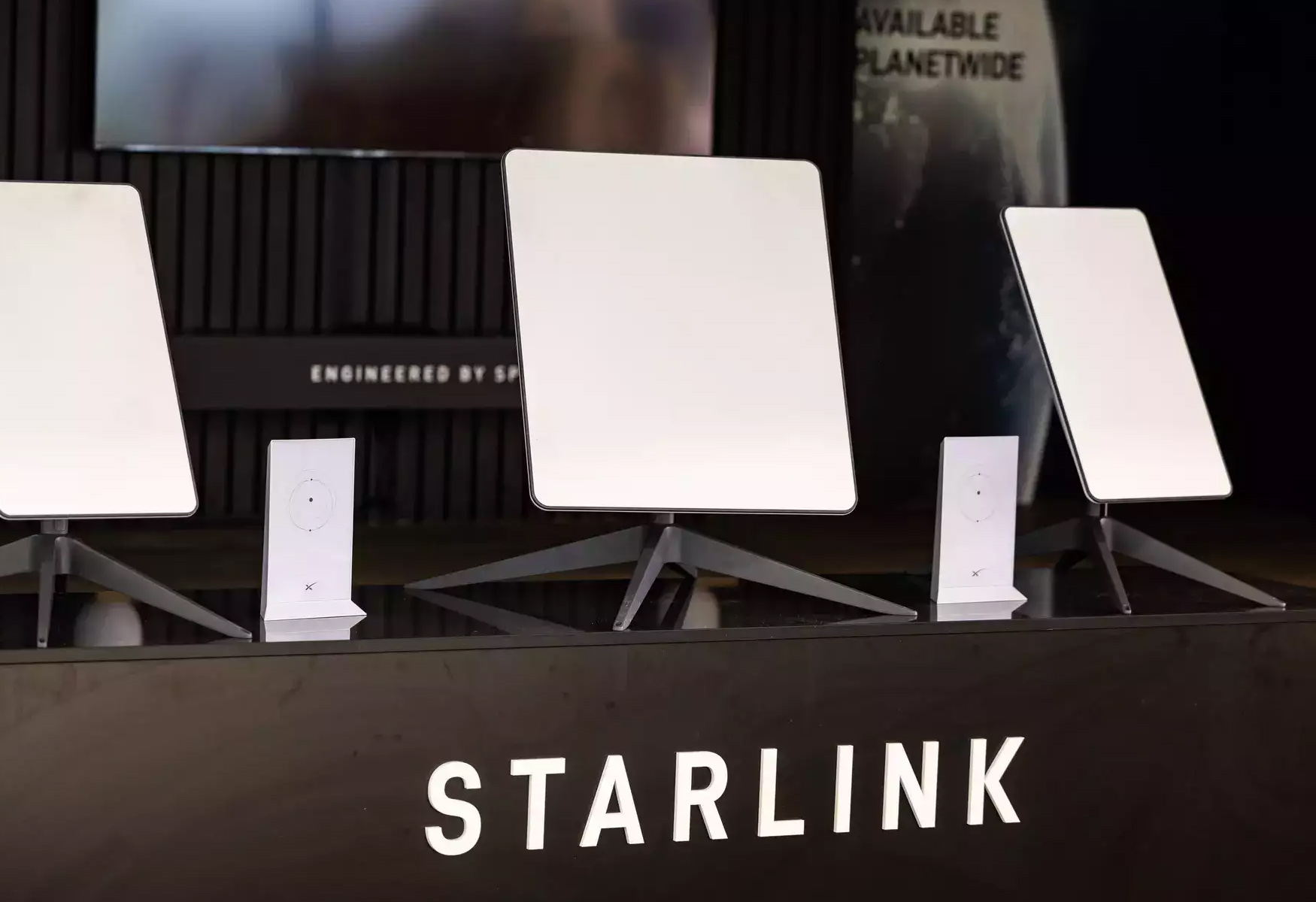 India’s New Telecom Law Sets Stage For Starlink Amid Privacy Concerns