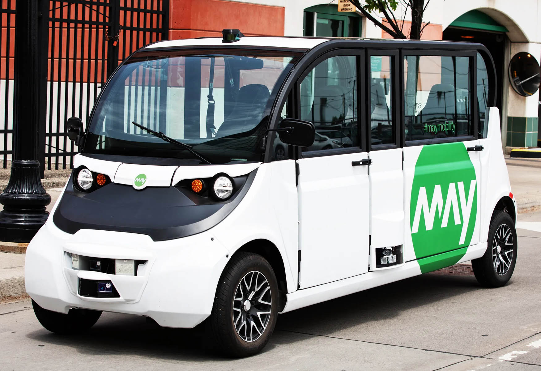 may-mobilitys-driverless-microtransit-service-launches-in-sun-city-arizona