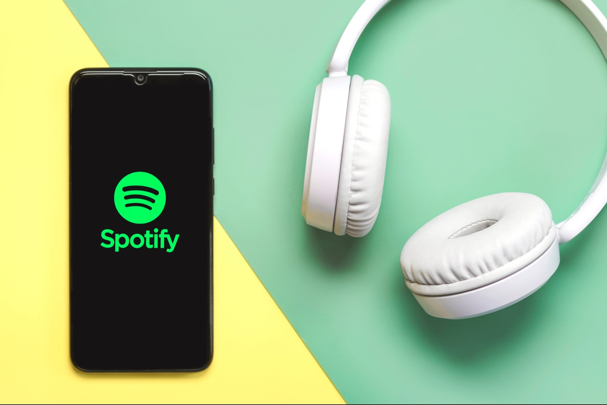 spotify-reverses-decision-to-exit-uruguay-market-after-government-assurances