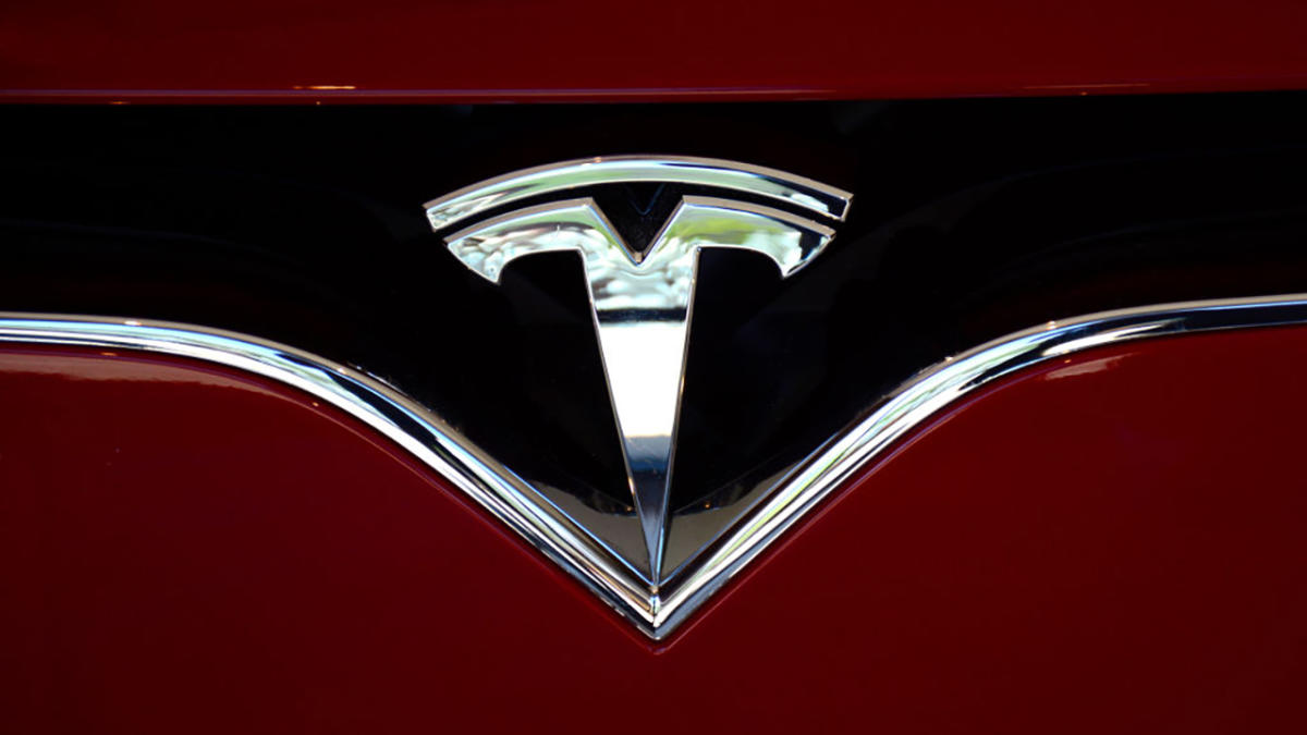 Tesla’s Autopilot Recall: Consumer Reports Calls Fix ‘Insufficient’