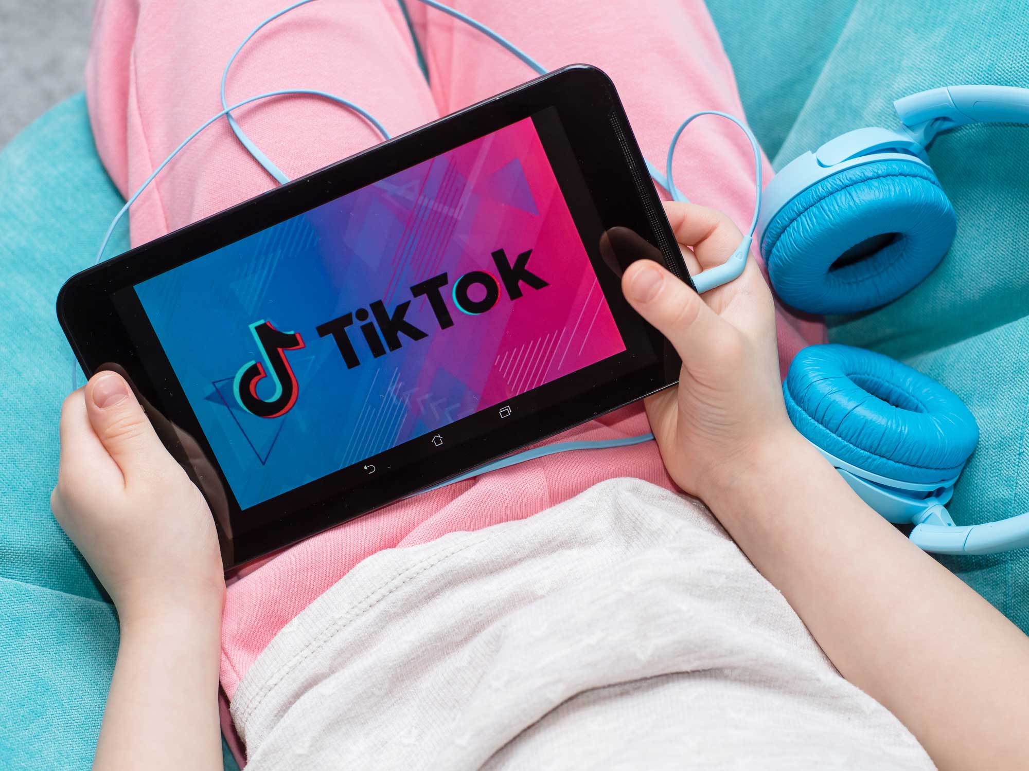 tiktok-enhances-app-experience-for-tablets-and-foldables