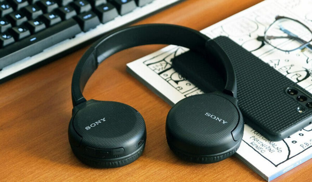 What Are The Best Over-Ear Headphones With Mic Under $50