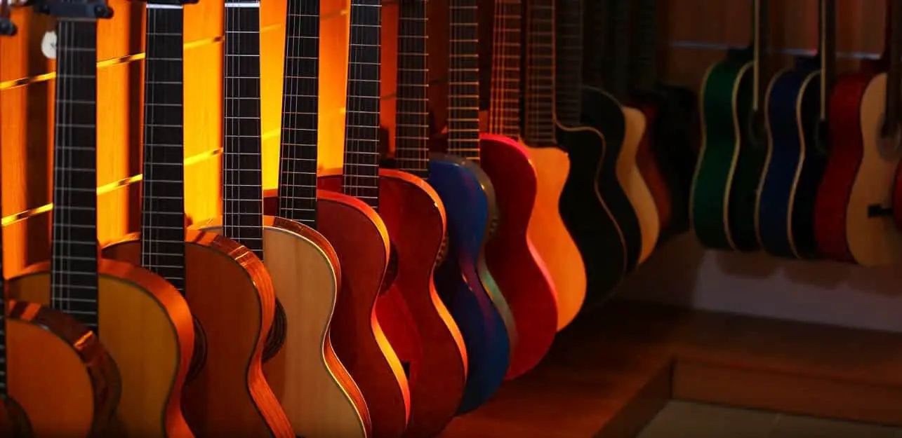 What Are The Dimensions Of An Adult Acoustic Guitar?