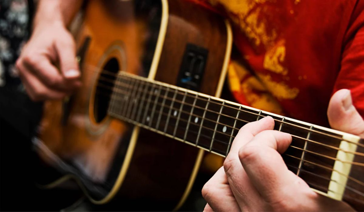 What Is An Acoustic Electric Guitar?