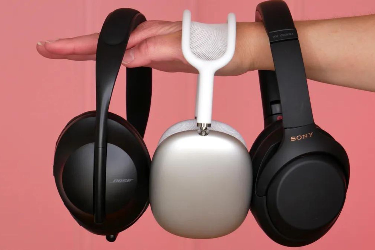 what-is-the-difference-between-noise-isolation-and-noise-cancelling-headphones