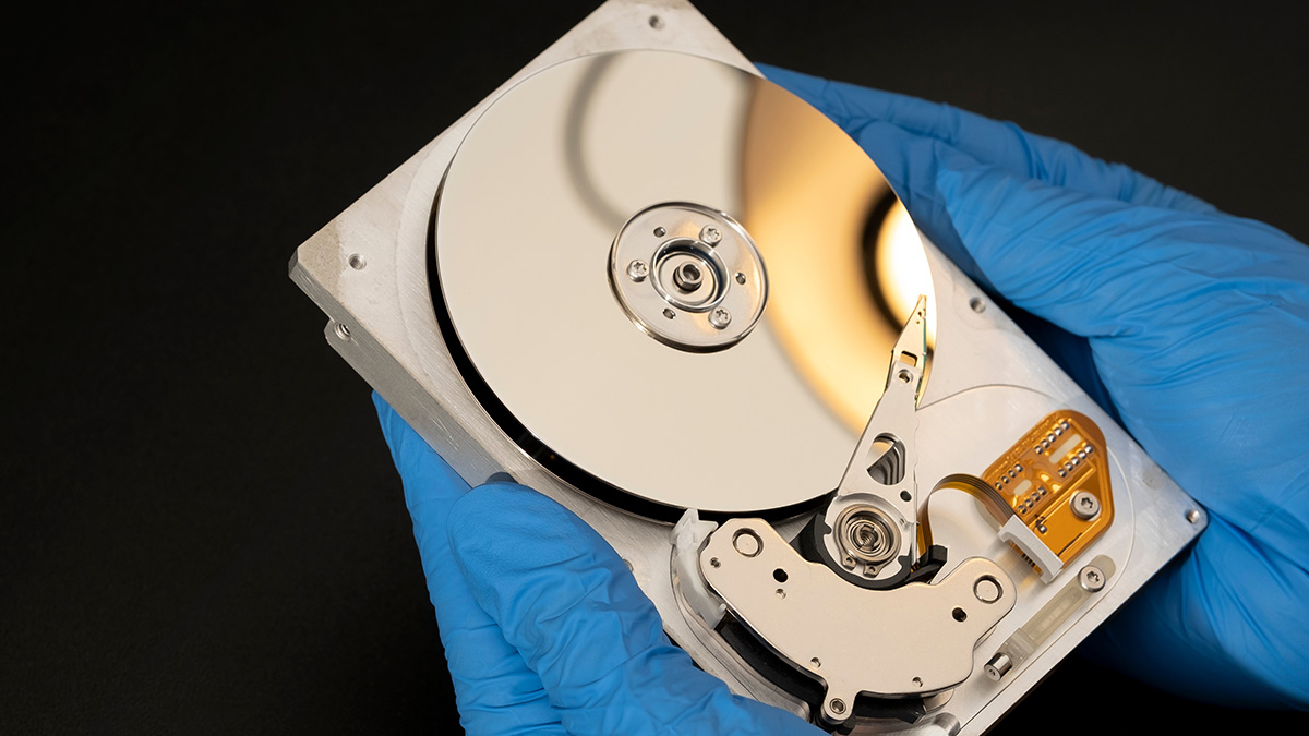 What Is The Function Of A Hard Disk Drive