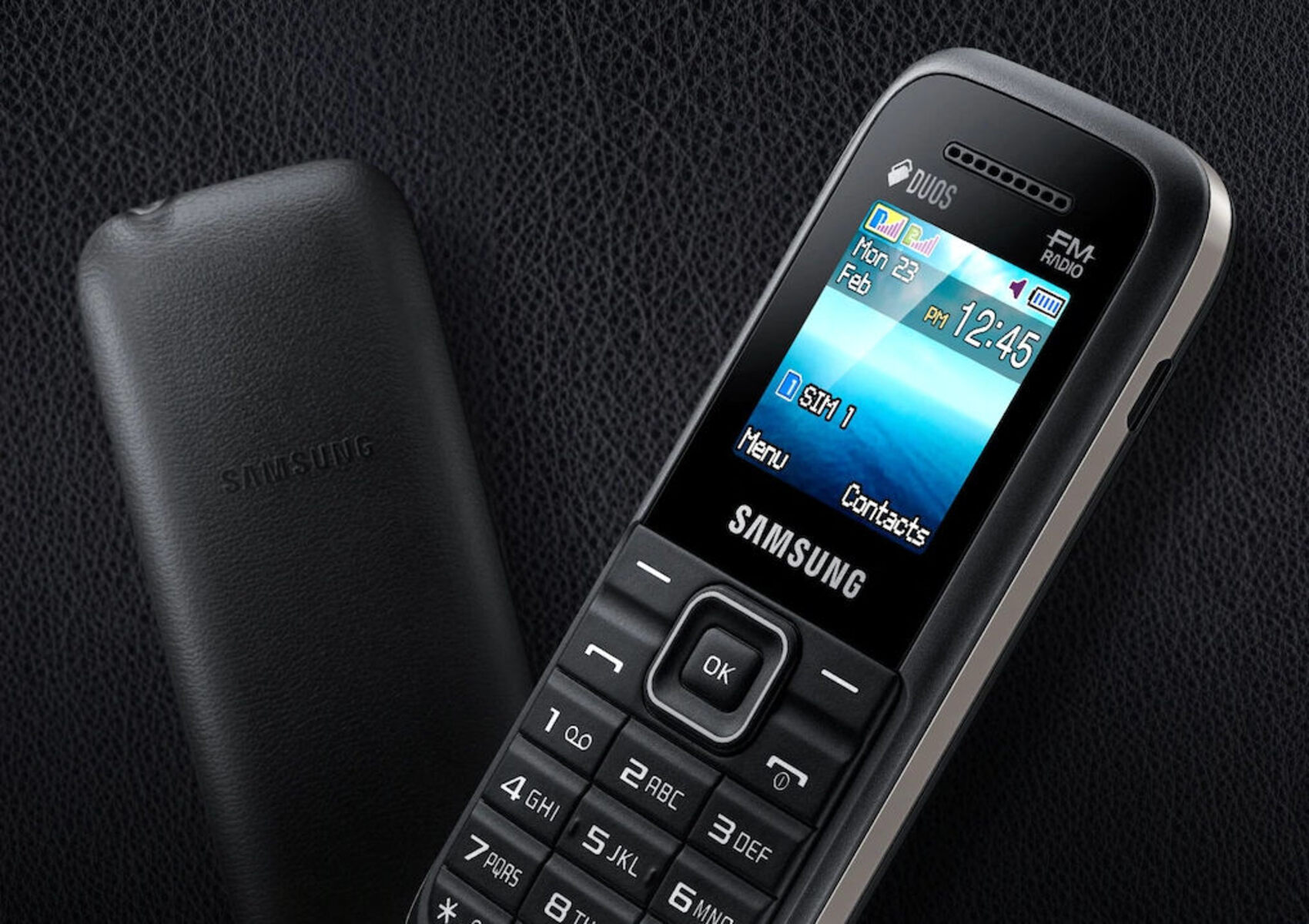 what-is-the-newest-samsung-feature-phone